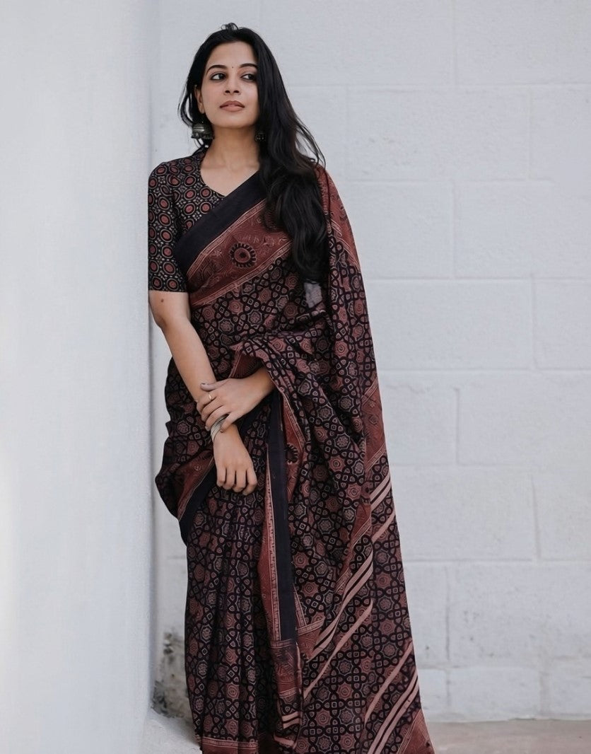 Women's Linen Cotton Printed Saree With Unstitched Blouse - 5.5 Mtr (Black-Brown)