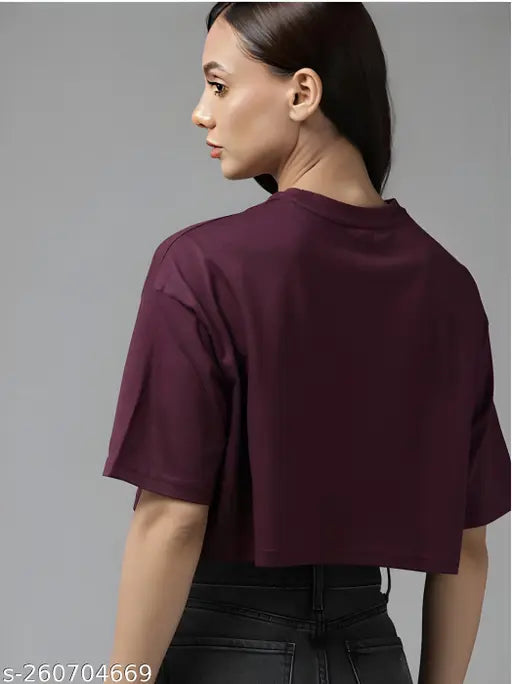 Cotton blend, short sleeve women's crop top for casual wear. Versatile, breathable, and washable - ideal for gym or party