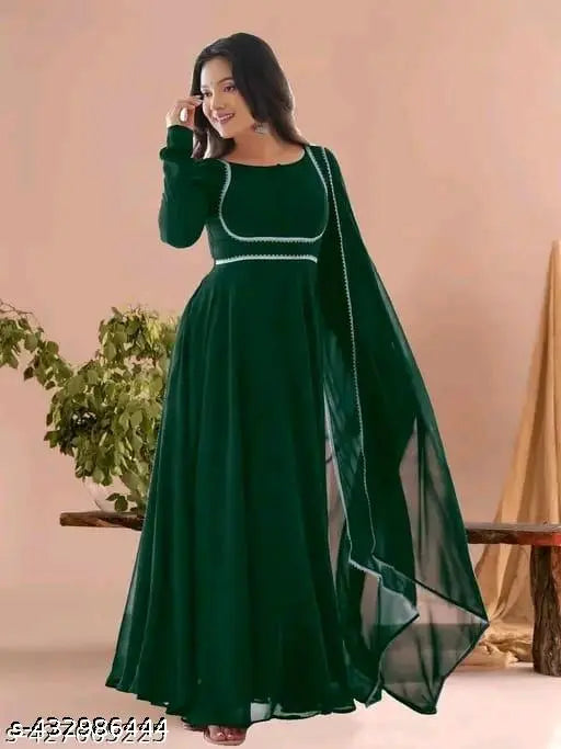 Georgette lace kurti, solid pattern long-sleeved Indian outfit with matching dupatta on model