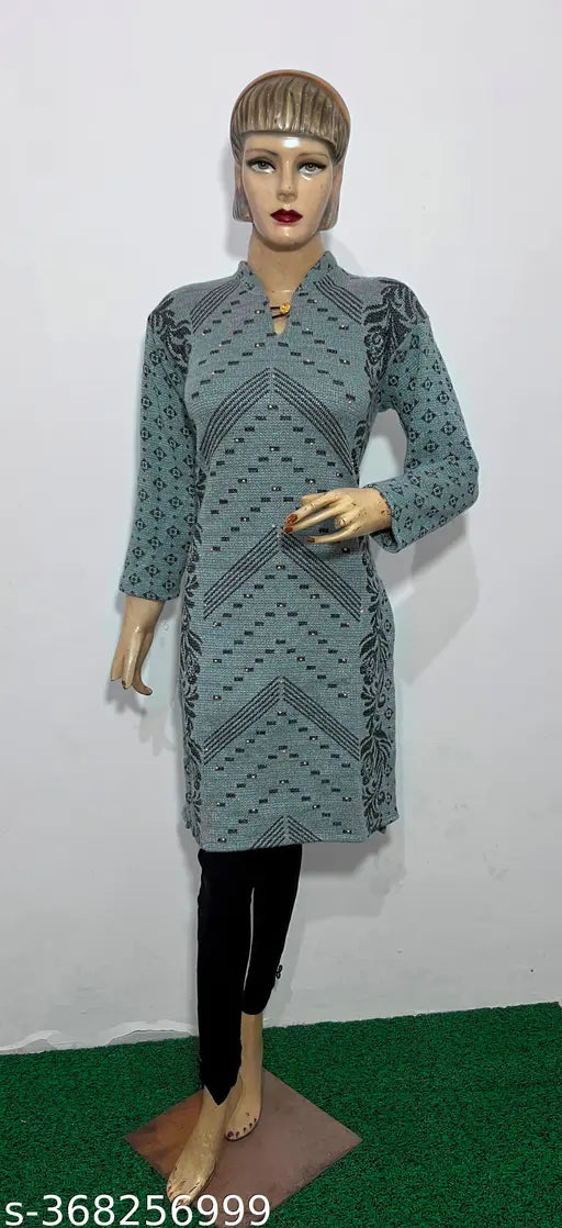 Grey woolen women's kurta, long sleeves, round neckline