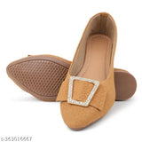 Synthetic leather colorblocked ballerinas by Shankhian, comfortable soles for fashionable cruises