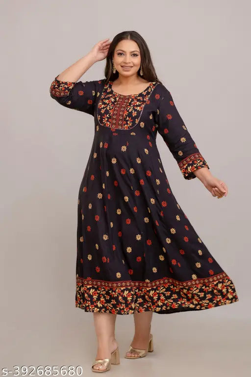 Yellow rayon plus-size formal gown, three-quarter sleeves, printed combo, ankle length, India origin