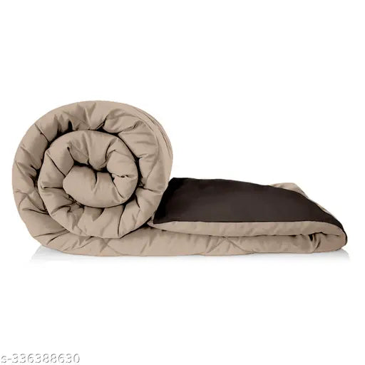 SKA reversible comforter, solid poly-cotton material