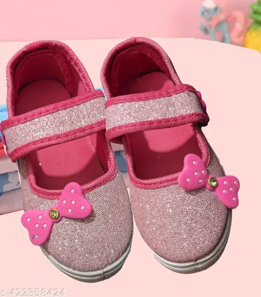 Canvas printed fancy girls boots, slip-on style for toddlers aged 2-5 years, India origin