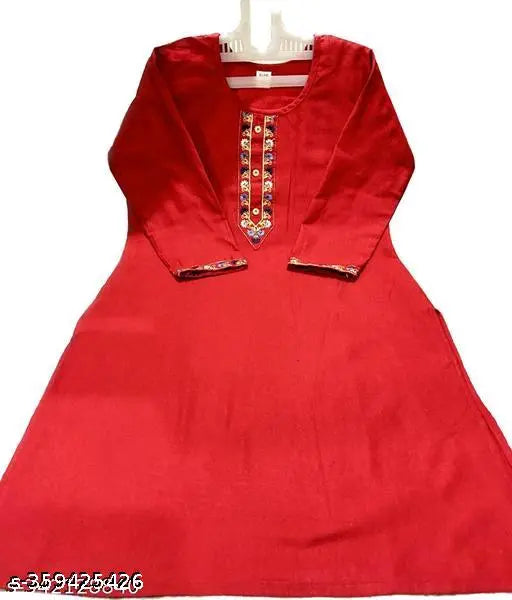 Red cotton women's winter wear check round neck regular fit woolen kurta set
