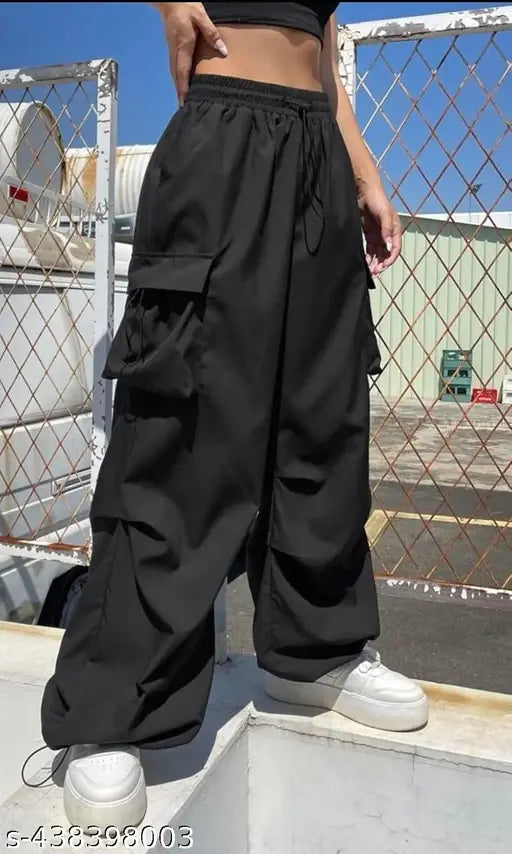 Four pocket cargo pants for women