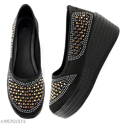 Embellished net synthetic ballet flats, slip-on footwear for women in size IND-8 (25cm/8cm), fashionable India origin