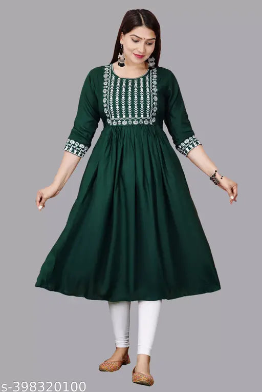 Rayon Anarkali Kurta Set for Women: Three-Quarter Sleeve, Floral Printed, Round Neck, Versatile Styling