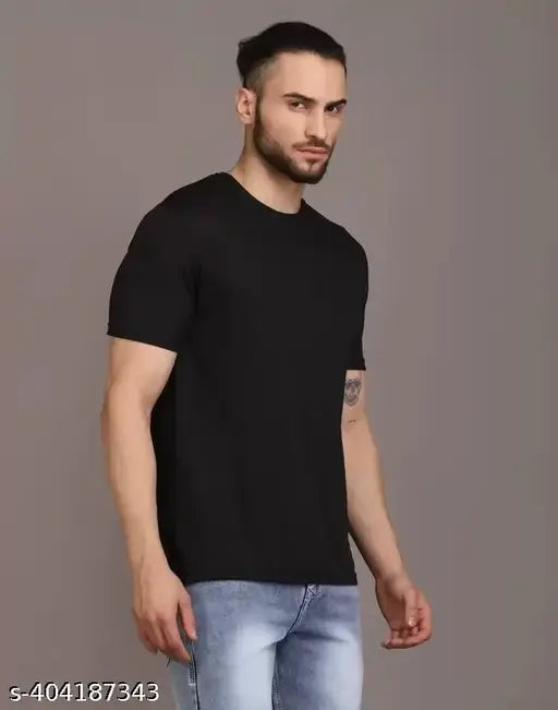 Solid polyester men's t-shirt, short sleeves, available in S, M, L, XL, XXL. Close-up on chest area for size reference
