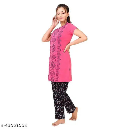 Printed cotton women's pyjama suit, soft and breathable for dreamy nights - Flower print, round neck, made in India
