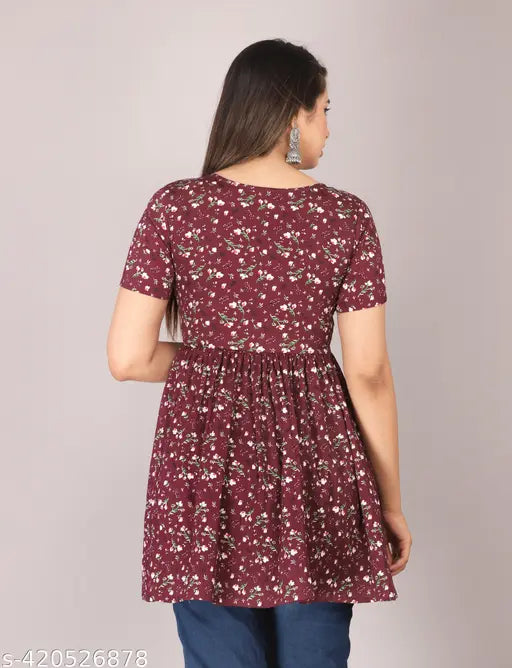 Printed short gown kurta for women with a floral pattern and short sleeves