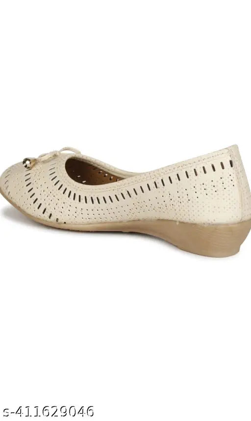 Brown synthetic ballerinas for women's comfort, slip-on design, fashionable belly shoes