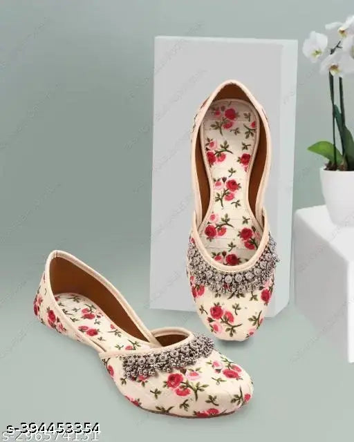 Synthetic Pu printed Rajishtani Punjabi Mojrie slip-on jutti, vibrant Indian footwear for ladies - IND-5 size (foot length: 22.5cm)