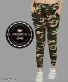 Black leggings with a solid design