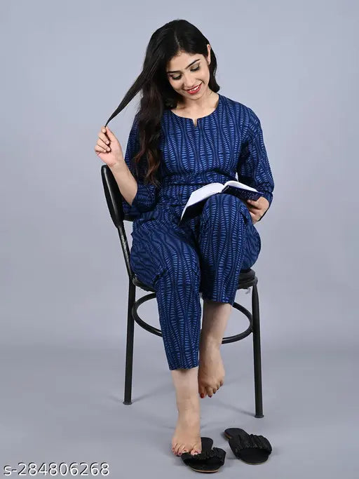 Blue cotton printed pyjama nightsuit set for women, soft and comfortable sleepwear with three-quarter sleeves