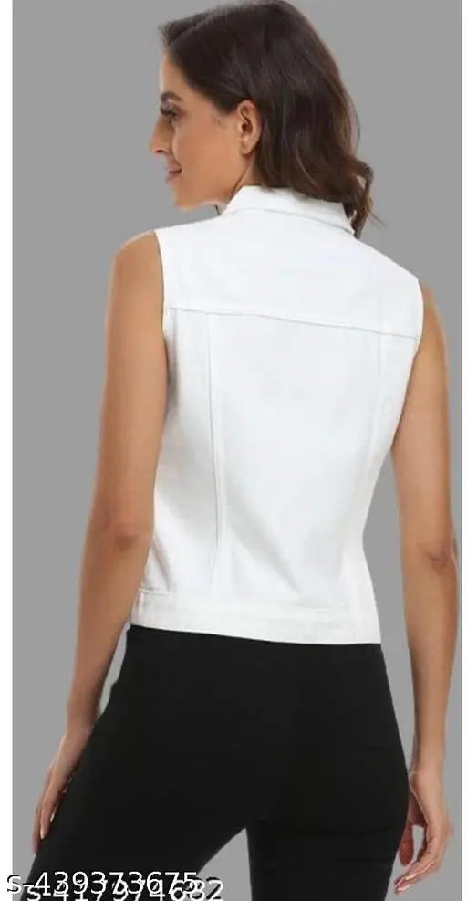 White cotton haf sleeveless top on mannequin