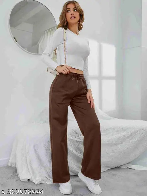 Solid straight-cut dark brown trousers, lower waist, side pockets
