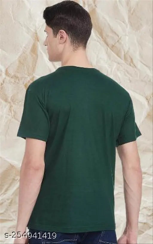 Green cotton blend mens leaf print t-shirt, short sleeves, trendy botanical design on chest
