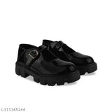 Patent leather smart casual bellies for women & girls by ELUXE PARIS - solid design ballerinas on display rack
