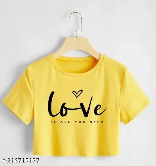 Cotton blend printed women's premium croptop T-shirt, stylish short sleeves, sizes S-XL originating from India