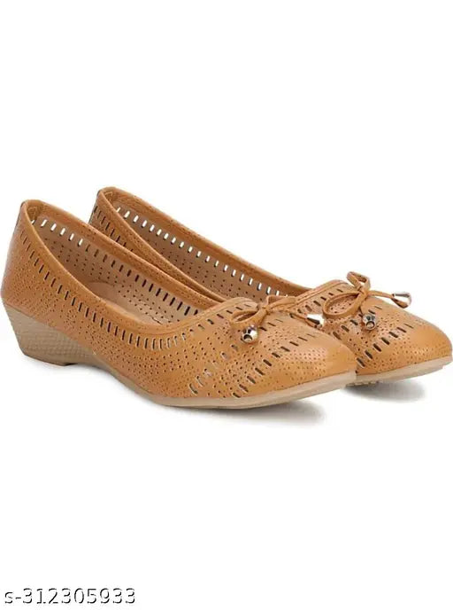 Brown synthetic leather ballerinas, slip-on style for women's bellies - fashion accessory (IND sizes: 3-9)
