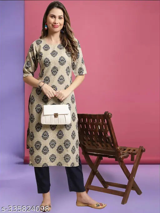 Crepe kurta bottom pant set for women, printed Indian ethnic wear in crepe fabric with short sleeves