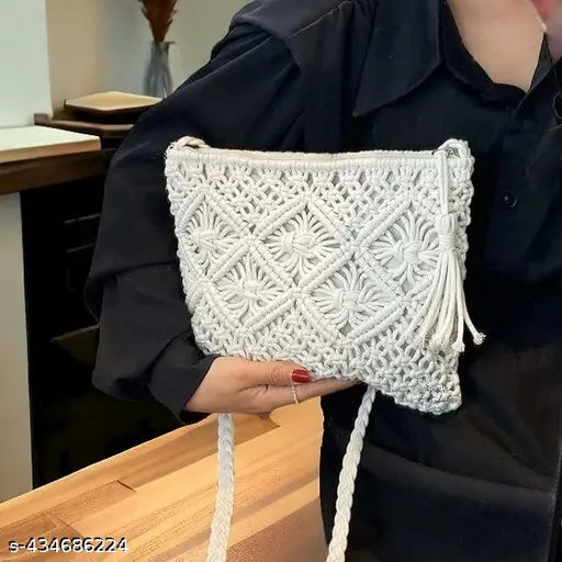 Handcrafted macramé sling bag, bohochic crossbody purse with intricate knots and fringe