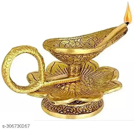 Indian handcrafted metal chirag diya (4x3 inches, gold), indoor pooja deepak accessory