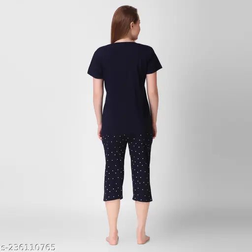 Polycotton Klaxxy Capri T-shirt set with printed capris for ladies, India origin