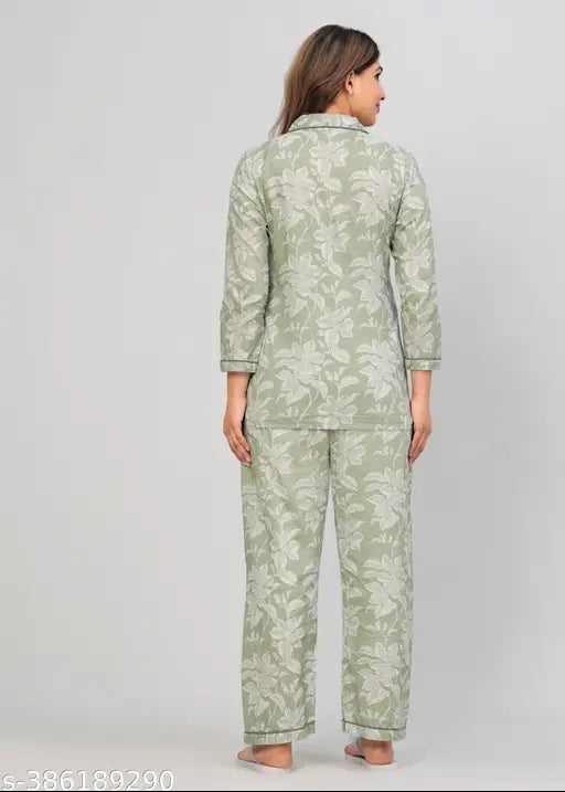 Cotton printed flowers night suite for women, soft and comfortable sleepwear with three-quarter sleeves