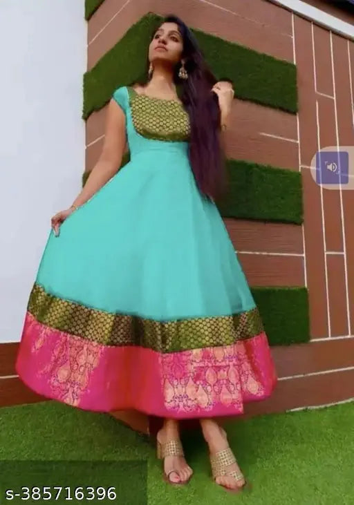 Cotton Rama kurti, solid combo with short sleeves, tapeta silk & jacquard brocade detail for festivities, made in India