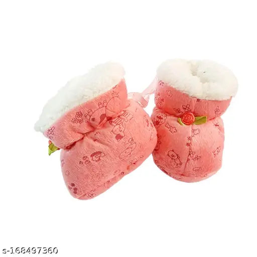 Winter newborn baby shoes pack of 4 (size 0-4 months), fur sole and cotton print design, slip-on style for infants feet protection