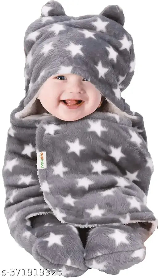 Premium star-printed fleece hooded baby blanket (0-6 months), soft, classic print, easy to wrap & hold