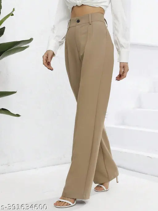Khaki high-waisted trouser with a side pocket, cropped flared silhouette