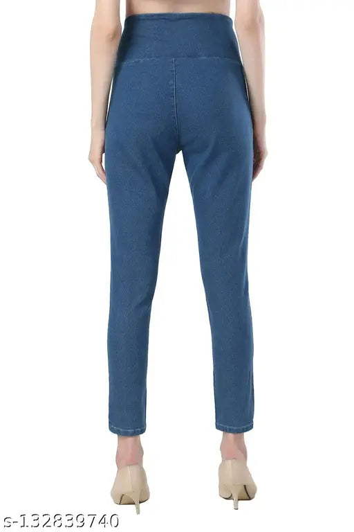 Blue denim pocket skinny jeans, solid-patterned, size 28 (waist 28in, length 37in), made in India on a clothing rack