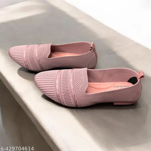 Rgold bellies with a pointed toe, flat sole, comfortable fit