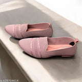 Rgold bellies with a pointed toe, flat sole, comfortable fit