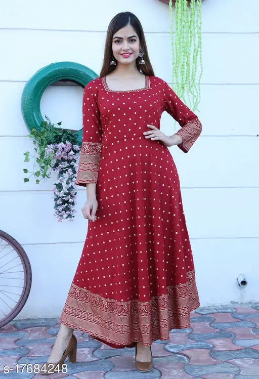 Golden print rayon kurti, three-quarter sleeves, vibrant Indian fashion