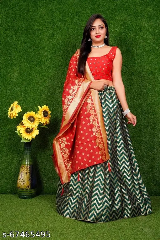 Cotton silk and soft silk kids' bridal lehenga cholis, semi-stitched Banarasi Jacquard silk with matching dupatta, 14-15 years size (Lehenga waist size: 35 in, Lehenga length size: 40 in, Duppatta length size: 2.45 in)