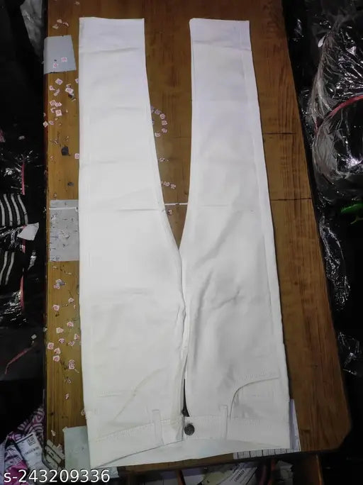 Men's white denim monk jeans, solid pattern, perfect fit for any occasion. Size 28, 30, 32, 34, 36 (28:28/39/30; 30:30/39/32; 32:32/39/34; 34:34/39/36; 36:36/39/38). Made in India