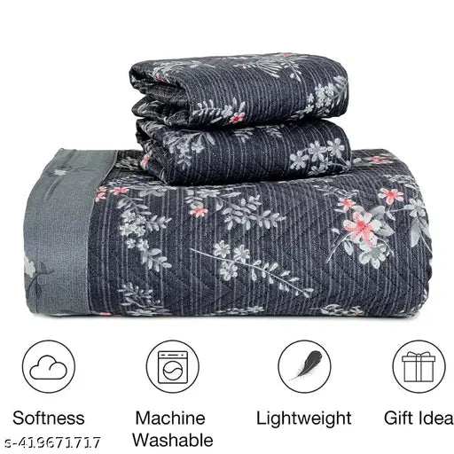 Cotton Floral HazyDecor Reversible Quilted Bedcover Set (90x100), with 2 Pillow Covers (20x30) - Adds luxury and comfort for any season