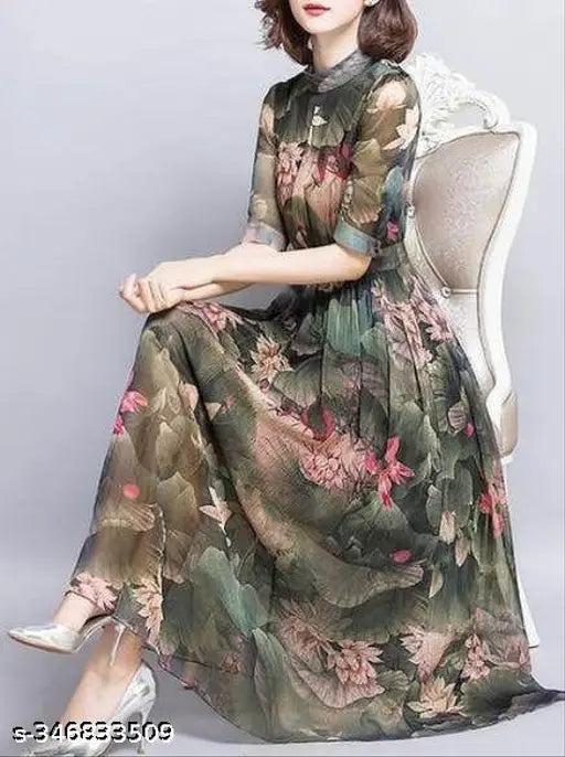 Floral printed, long-sleeve midi dress with V-neckline and side pockets