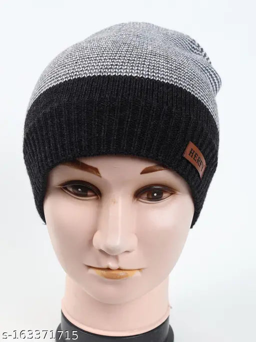 Textured one-size Lycos men's woolen beanie, solid and warm, made in India