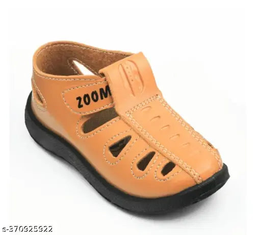Unisex kids closed toe sandals in synthetic leather, PVC sole, available in various sizes from 6 months to 7 years. Perfect for both boys and girls with easy Velcro fastening