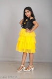 Layerd modern dress, yellow and white pattern, off-the-shoulder neckline