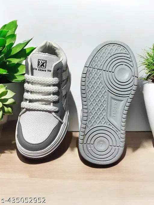Lightweight canvas sneakers with chunky soles, high-top design