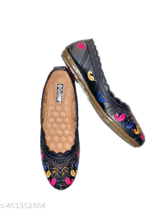 Black printed ballerina jutti for women and girls, textile slip-on with high-quality comfort sole