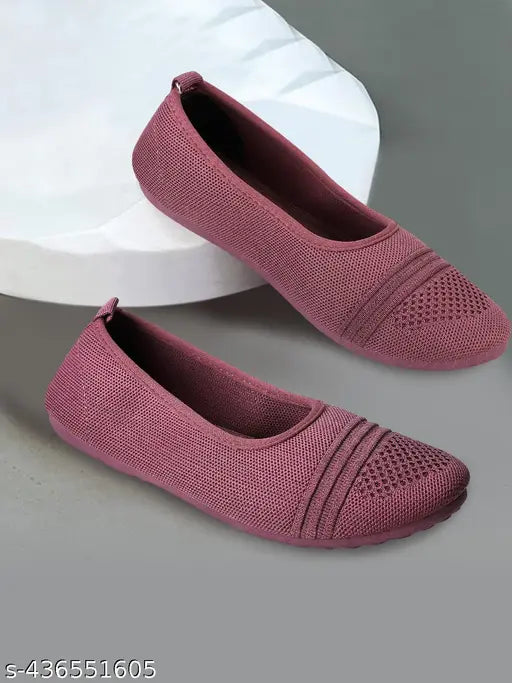 Red knit slipper, comfortable and stylish footwear
