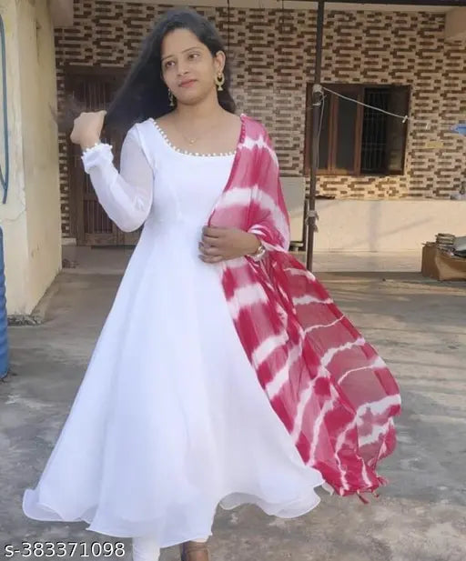 Georgette style Salavar dupatta set with long-sleeved kurta, solid pattern. Indian-made traditional women's clothing
