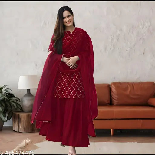 Red self-gift sari set with dupatta and blouse for Diwali